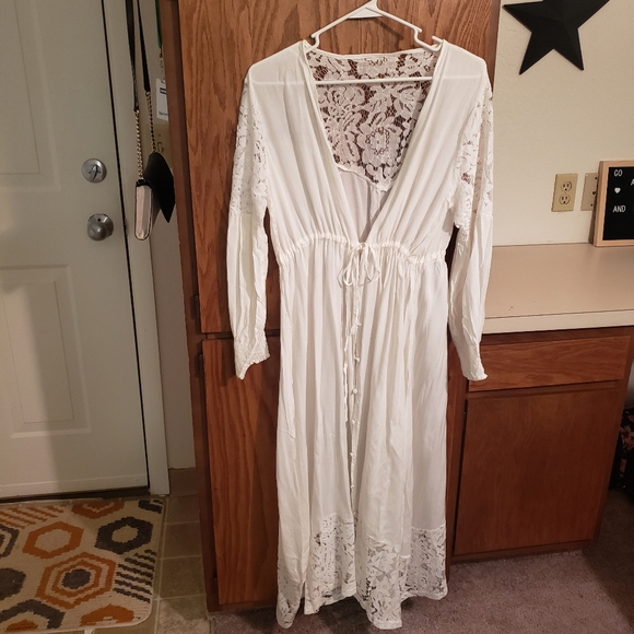 1 left🌼New boutique Button Front Dress - Picture 12 of 16